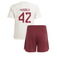 Billiga Bayern Munich Jamal Musiala #42 Barnkläder Tredje fotbollskläder till baby 2023-24 Kortärmad (+ Korta byxor)
